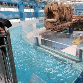 Cubierta de piscina transparente